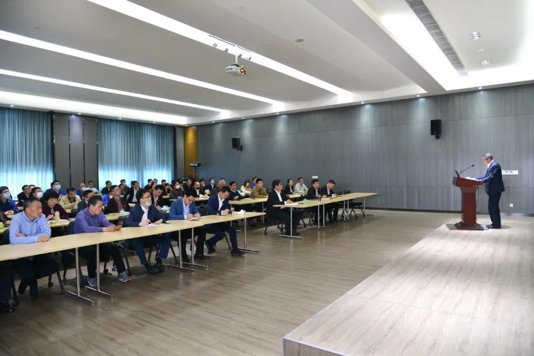 不忘初心，砥礪前行——巨人集團黨委召開換屆選舉大會